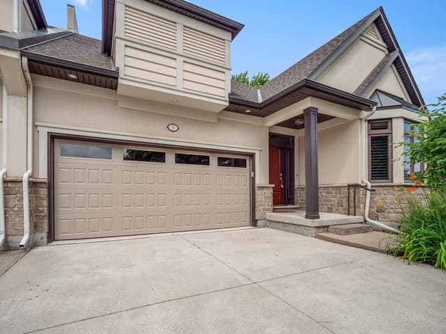 1 Emerald Common St Catharines On L2m 0a7