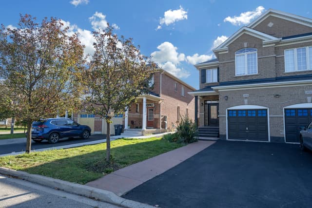 5529 Fudge Terr. Mississauga On L5m 0n3