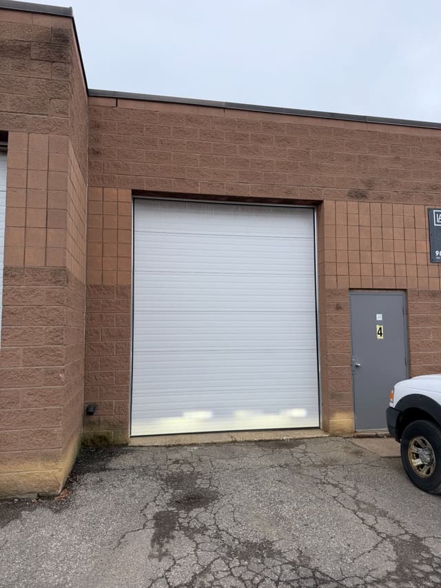 750 Darlene Ct. Burlington On L7l 5v1