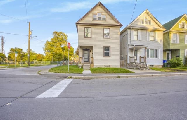 130 Stirton St. Hamilton On L8l 6g2