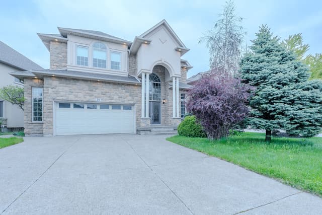 79 Moorland Cres. Hamilton On L9k 1n7