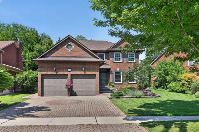 3861 Promontory Cres. Mississauga On L5l 3n4