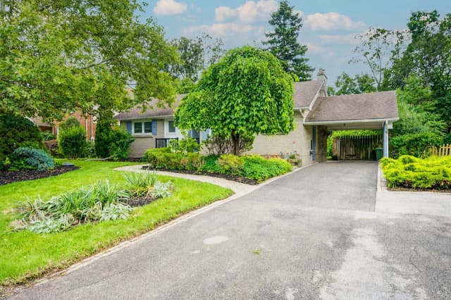 30 Dale Ave. Hamilton On L8g 3l9