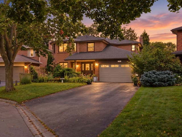 572 Harmony Ave. Burlington On L7n 3s8