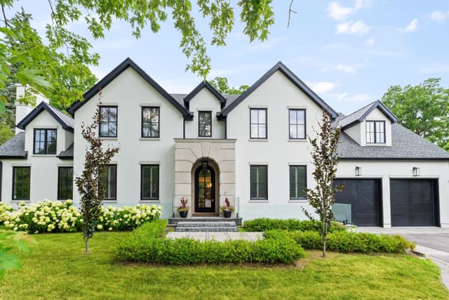 231 Wedgewood Dr. Oakville On L6j 4r6