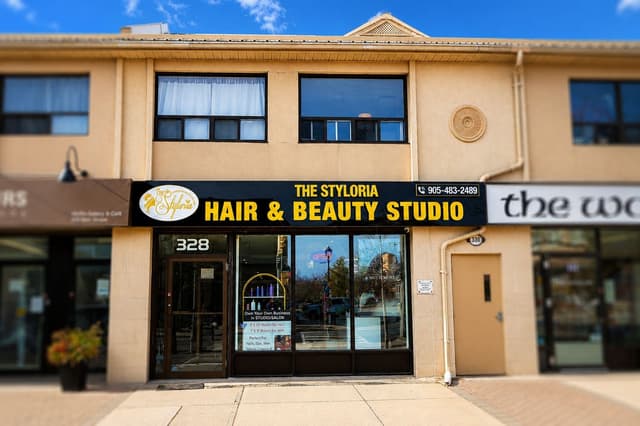 328 Kerr St. Oakville On L6k 3b5