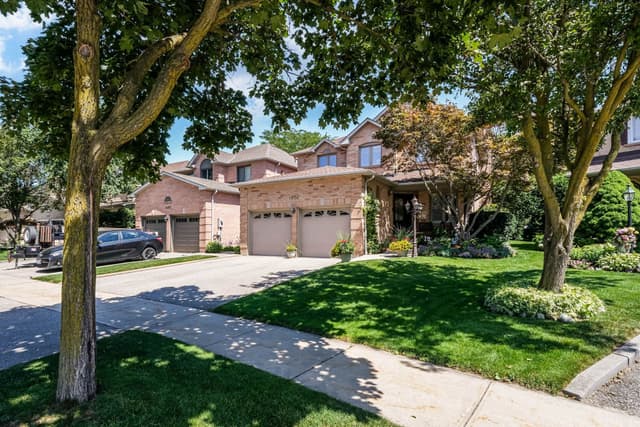 1459 Ravensmoor Cres. Mississauga On L5m 3l4