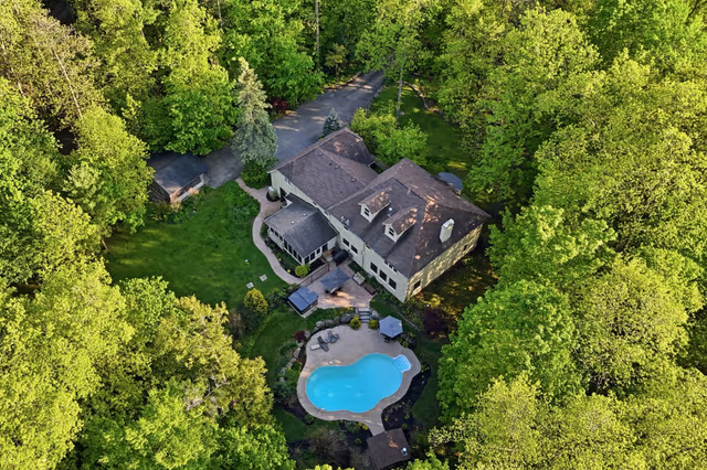8663 Wood Close Milton On L9t 2x9