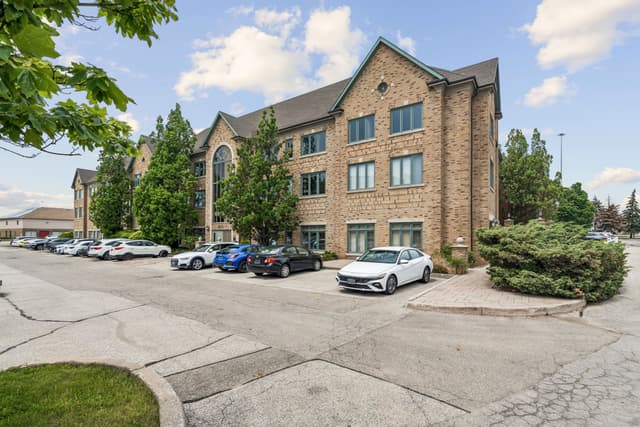 2904 South Sheridan Way 204B Oakville On L6j 7l7