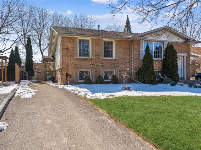 4 1/2 Leaside Dr. St Catharines On L2m 4g5