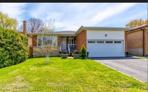 12 Bowshelm Ct. Mississauga On L5n 1k1
