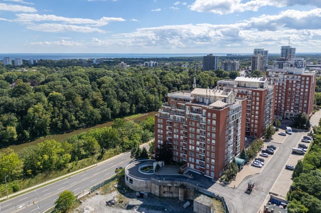 60 Old Mill Rd. Ph1 Oakville On L6j 7v9