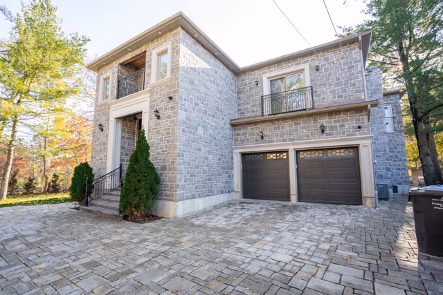 1138 Garden Rd. Mississauga On L5h 3j6