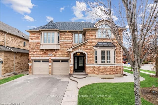 2384 Parkglen Ave. Oakville On L6m 4y5