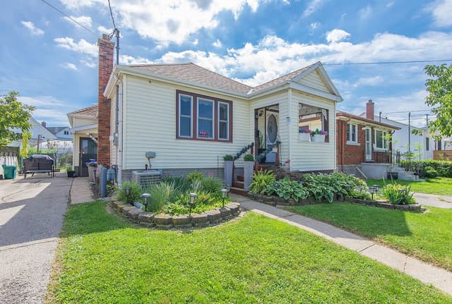 12 Garnet St. St Catharines On L2m 5e5