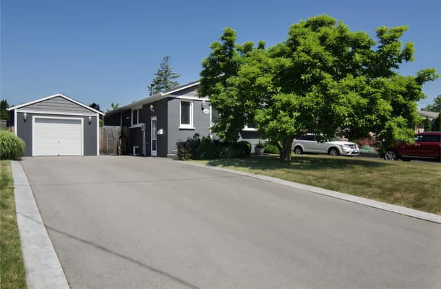 5439 Cornwall Cres. Burlington On L7l 3k2