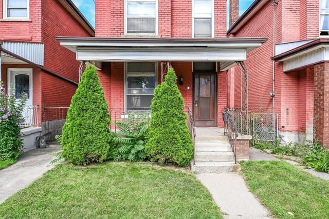 15 Kinrade Ave. Hamilton On L8l 6l5