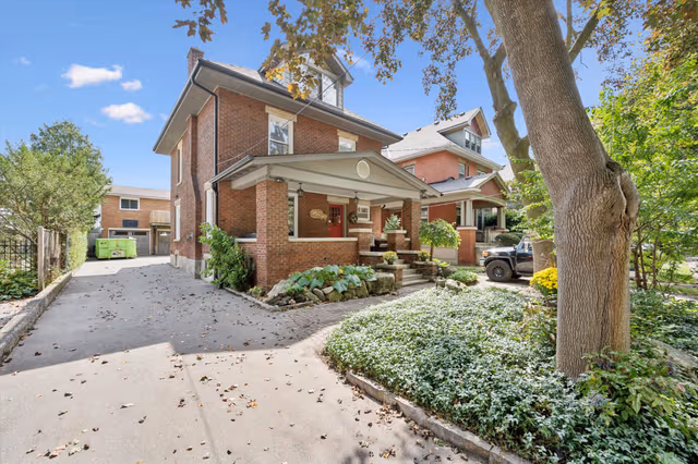 28 Oxford St. Guelph On N1h 2m3