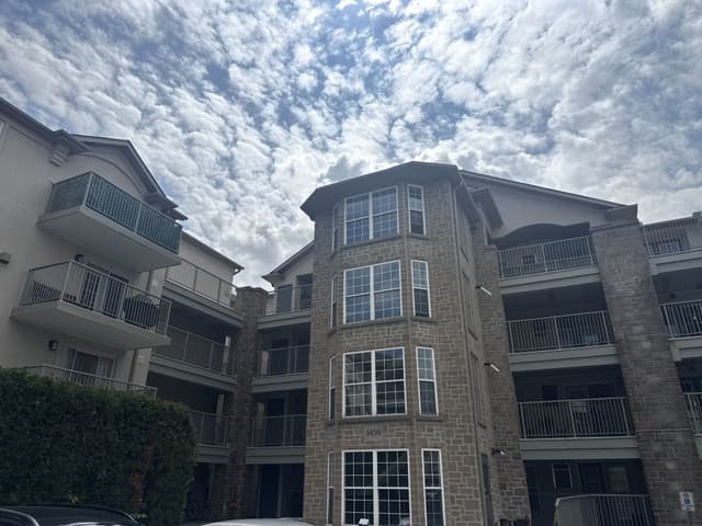 1450 Bishops Gate 113 Oakville On L6m 4n1