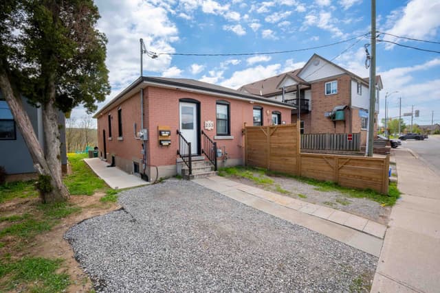 233 Pelham Rd. Upper St Catharines On L2s 1w8