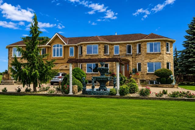 568 Ridge Rd. Hamilton On L8j 2y6