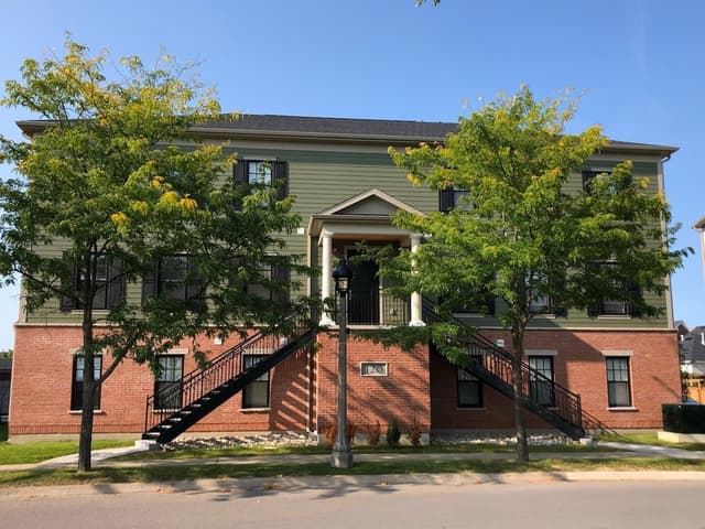 120 Garrison Village Dr. 101 Niagara-on-the-lake On L0s 1j0