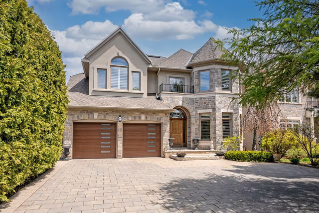 203 Burloak Dr. Oakville On L6l 6t6