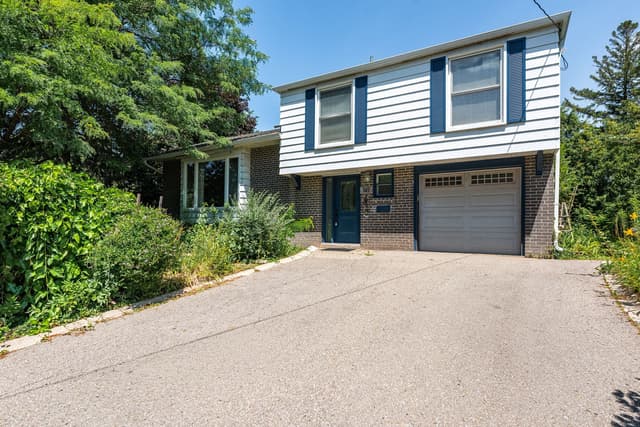 557 Trafford Cres. Oakville On L6l 3t4
