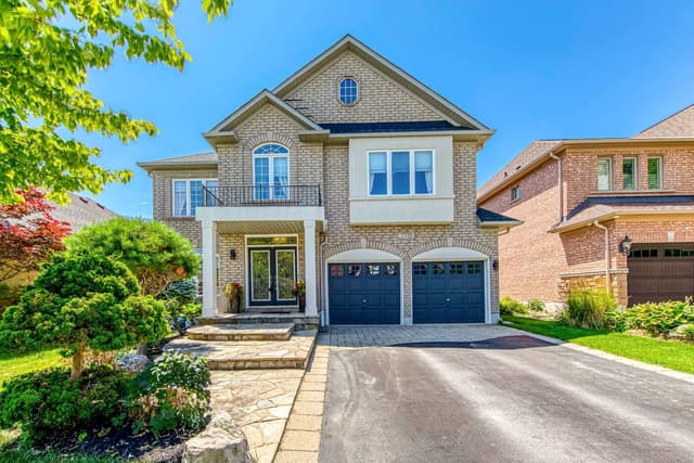 2380 Woodcrest Dr. Oakville On L6m 4s2