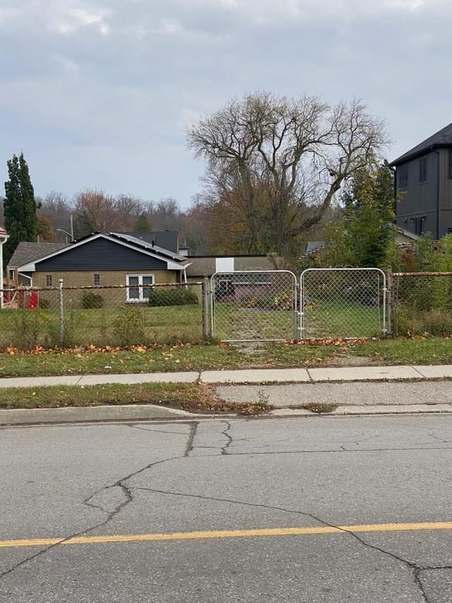 449 York Rd. Guelph On N1e 5x8