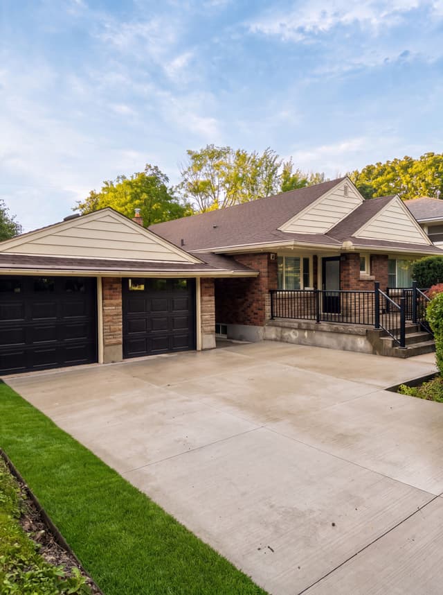 11 Macbeth Blvd. St Catharines On L2t 2m1
