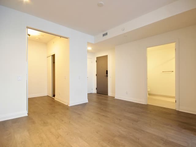 4015 The Exchange 3611 Mississauga On L5b 0n9