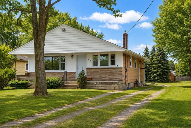 22 Kelson Ave. S Grimsby On L3m 4c3
