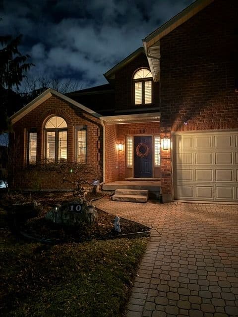 10 Endicott Dr. St Catharines On L2s 3r6