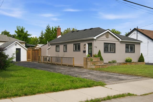 29 Hixon Rd. Hamilton On L8k 2b8