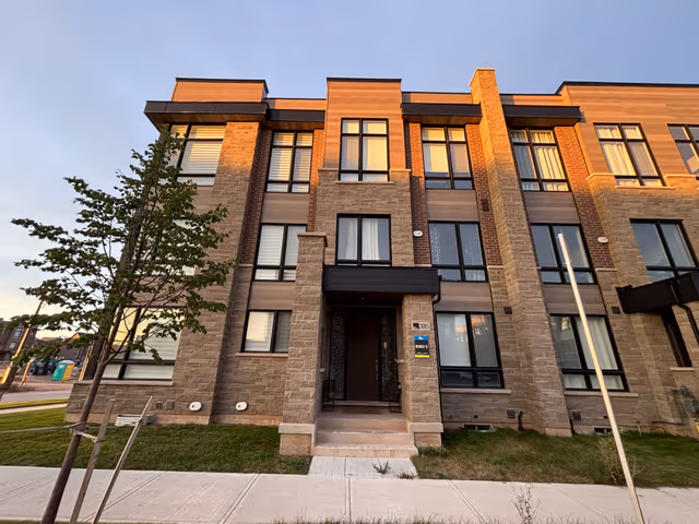 3085 Welsman Gardens Oakville On L6h 7z1