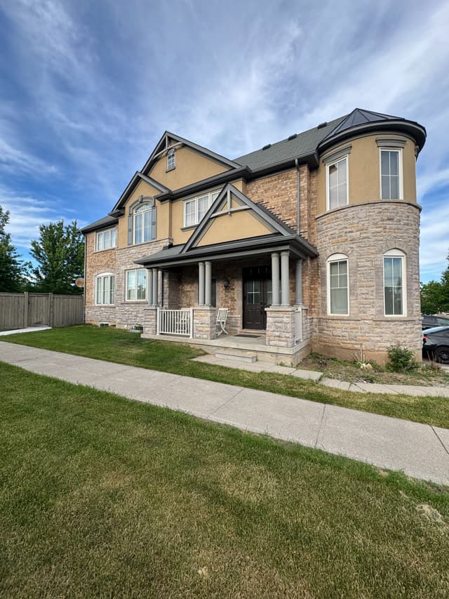 301 Peregrine Way Basement-b Milton On L9t 7n6