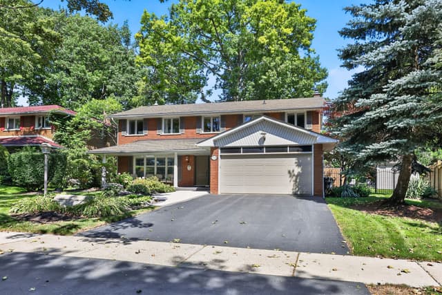 3708 Beechollow Cres. Mississauga On L4y 3t2