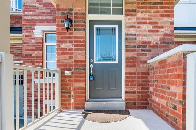 462 Terr. Way Oakville On L6m 1n5