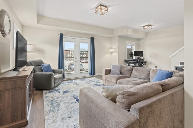 39 Kay Cres. 20 Guelph On N1l 0n5