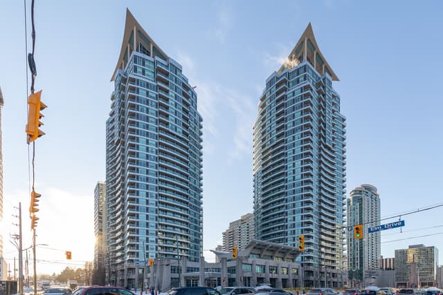 33 Elm Dr. W 906 Mississauga On L5b 4m2