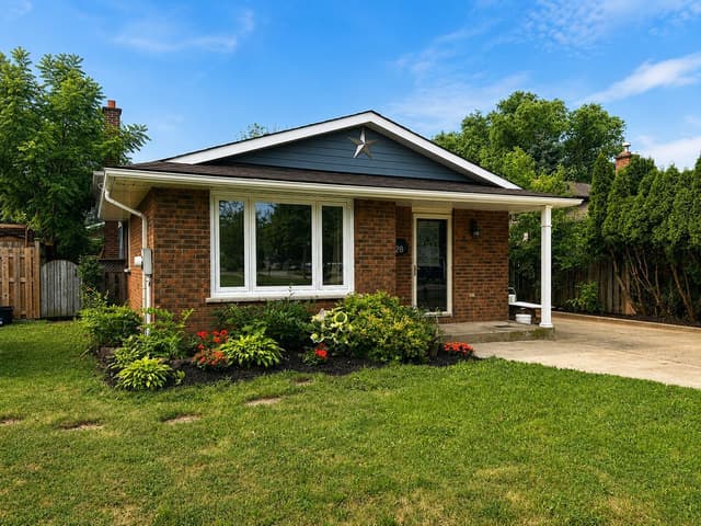 26 Friars Ct. St Catharines On L2n 6b5
