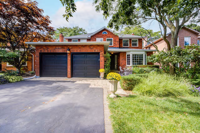 1511 Stoneybrook Trail Oakville On L6m 2r4