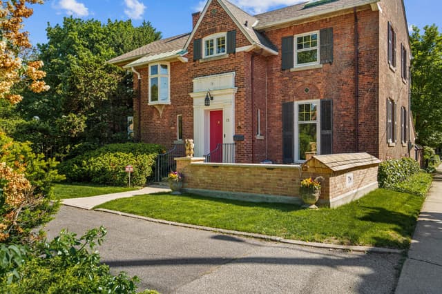 15 Trafalgar St. St Catharines On L2r 3l9