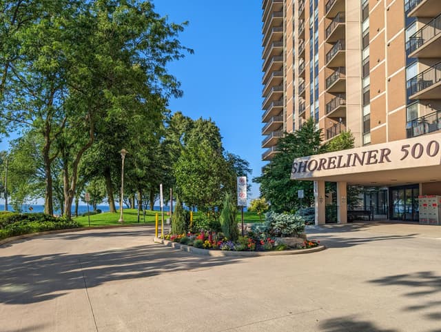 500 Green Rd. 1406 Hamilton On L8e 3m6