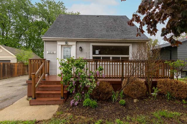 2232 Queensway Dr. Burlington On L7r 3t1