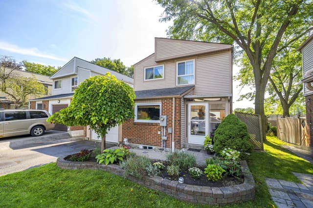 336 Queen St. S 3 Mississauga On L5m 1m2