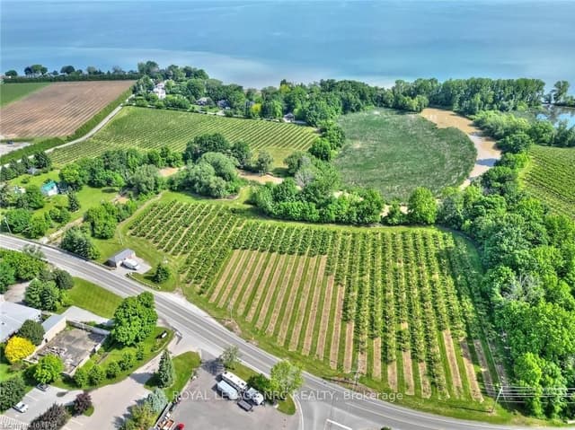 1332 Lakeshore Rd. Niagara-on-the-lake On L0s 1j0