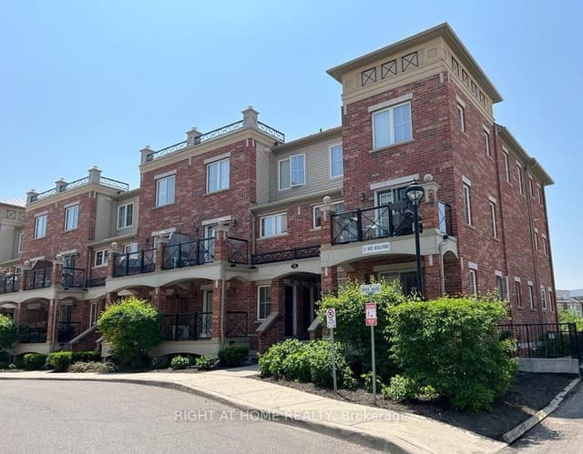 35 Hays Blvd. 10 Oakville On L6h 0j1