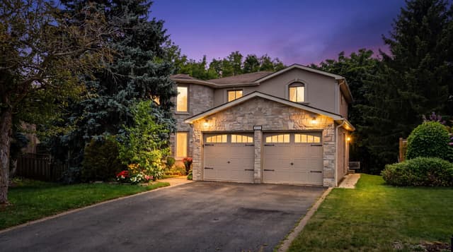 5172 Hidden Valley Ct. Mississauga On L5m 3p1